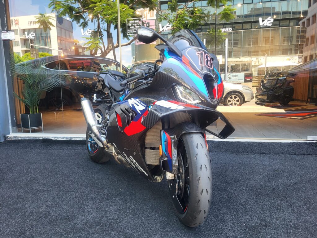 BMW M1000RR COMPETITION - Black, 2024 | V12