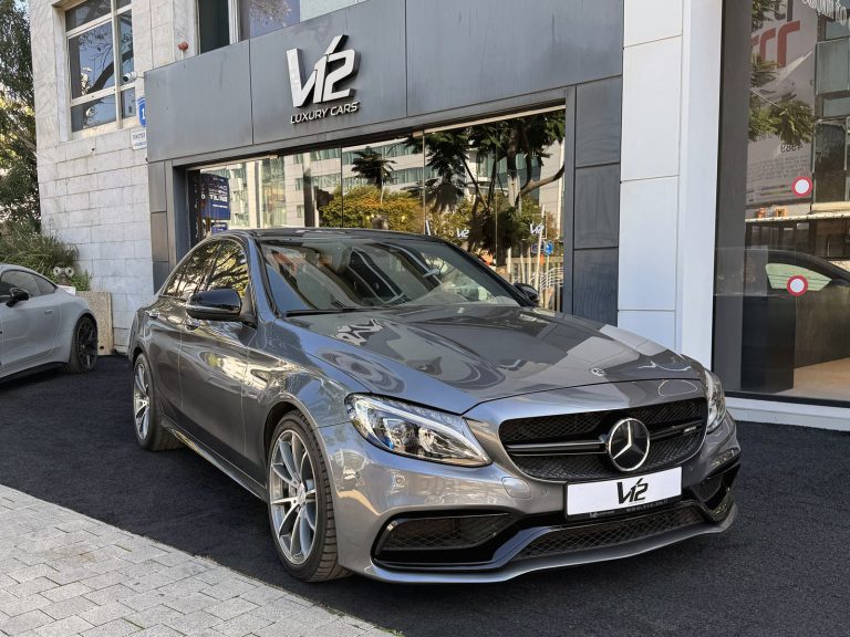 Mercedes C63 AMG - צבע אפור שמפניה